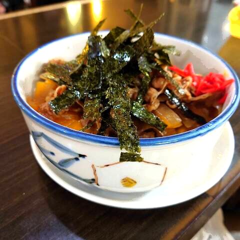 海苔たっぷりの丼メニュー